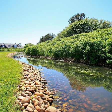 4 Person Holiday Home In Bl Vand Blåvand Extérieur photo