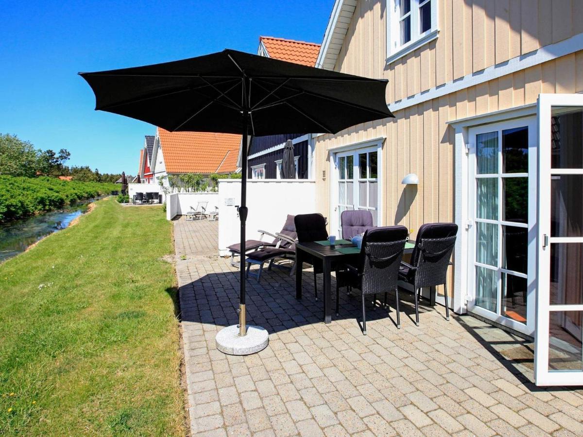 4 Person Holiday Home In Bl Vand Blåvand Extérieur photo