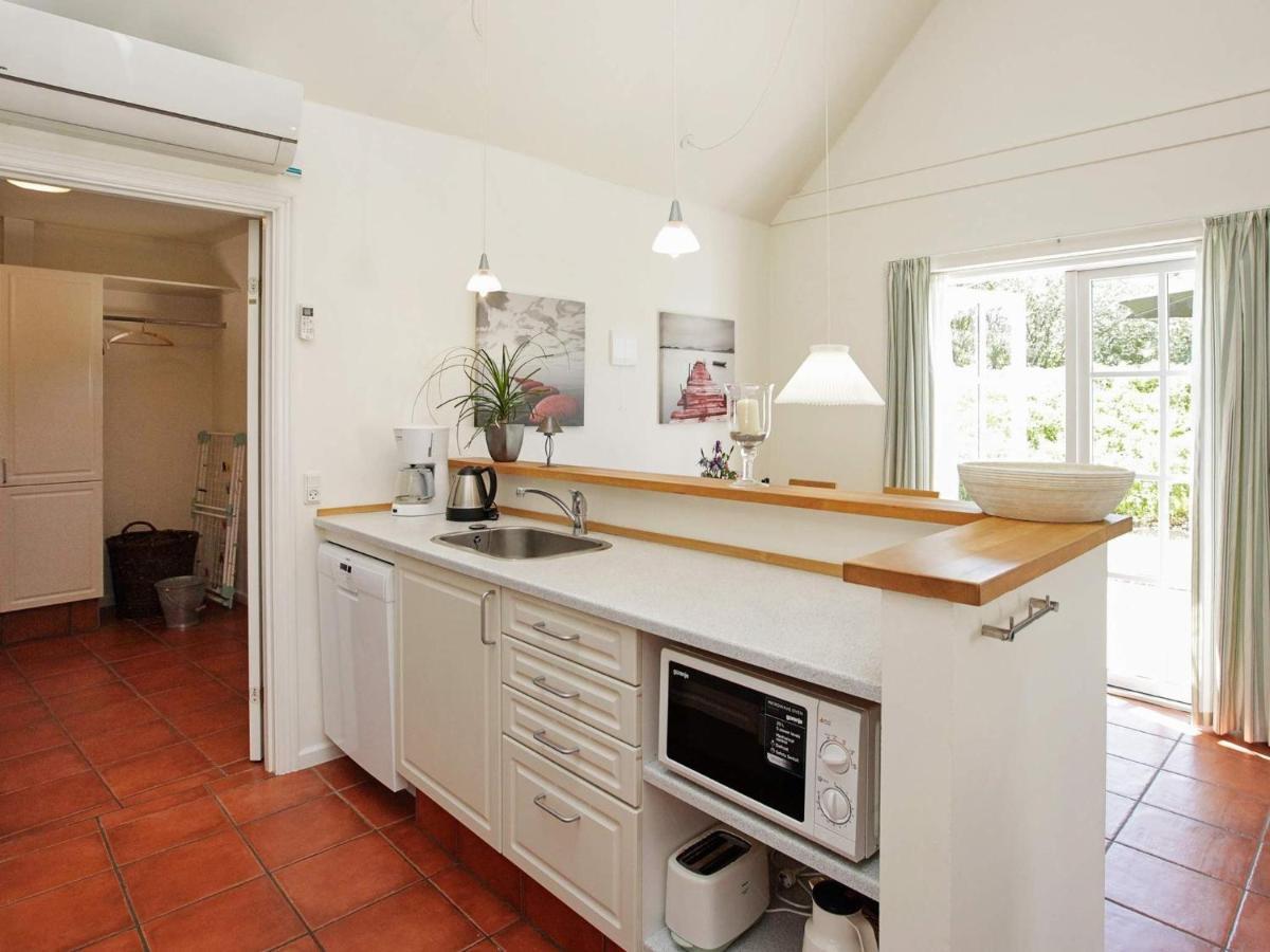 4 Person Holiday Home In Bl Vand Blåvand Extérieur photo
