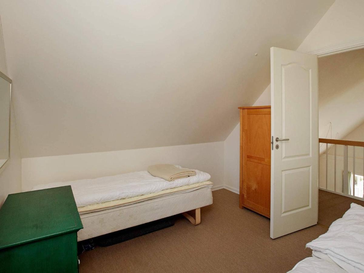 4 Person Holiday Home In Bl Vand Blåvand Extérieur photo